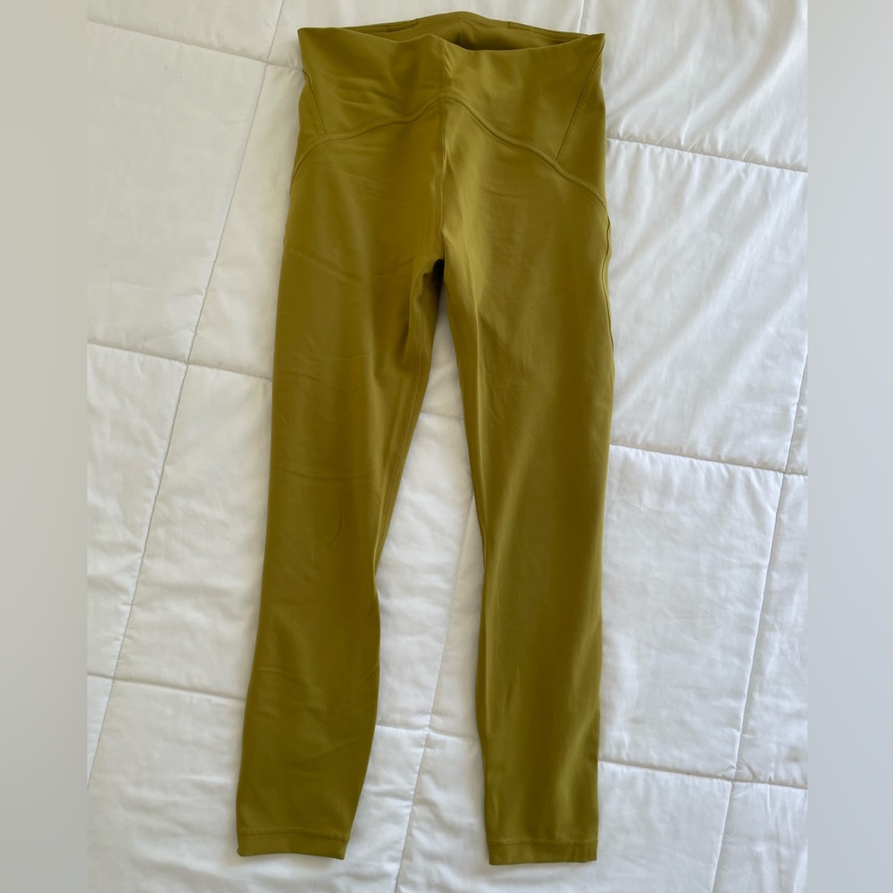 Lululemon Athletica chartreuse leggings size 8